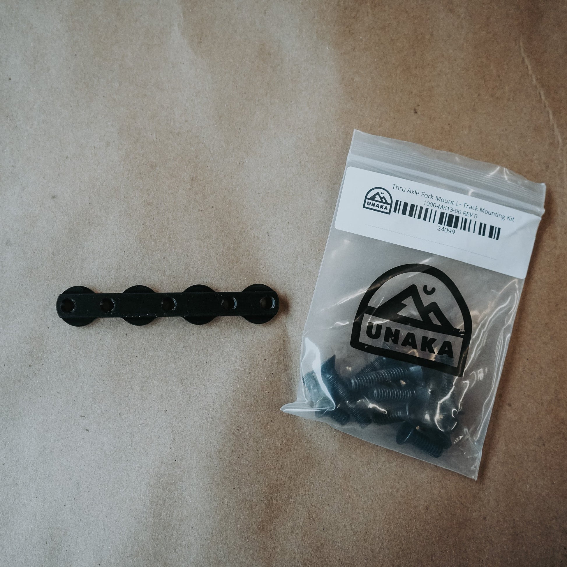Fork mounting kit