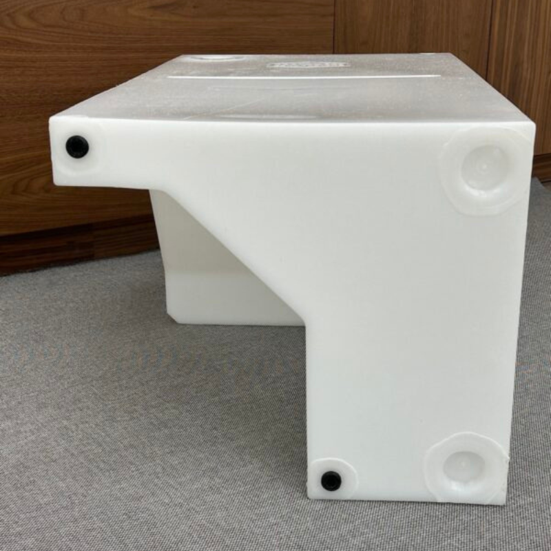 22 Gallon Wheel Well Water Tank - Right (SP-R-22)