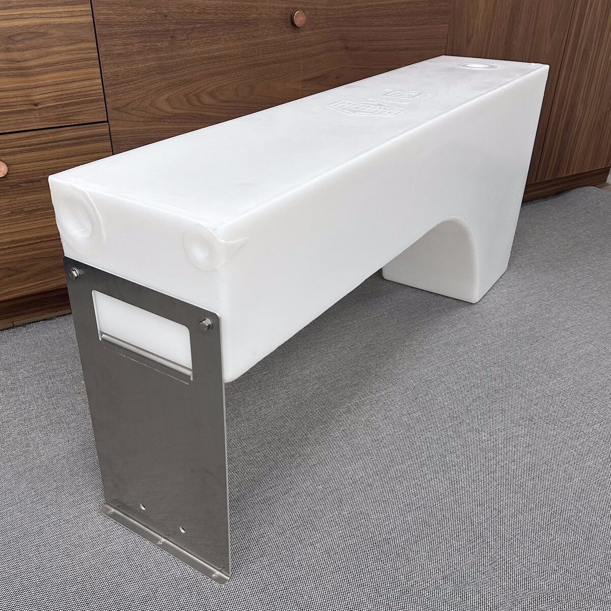 19 Gallon Water Tank for Sprinter and Transit Dually Vans 19 Gallon Water Tank for Sprinter and Transit Dually Vans -  back view