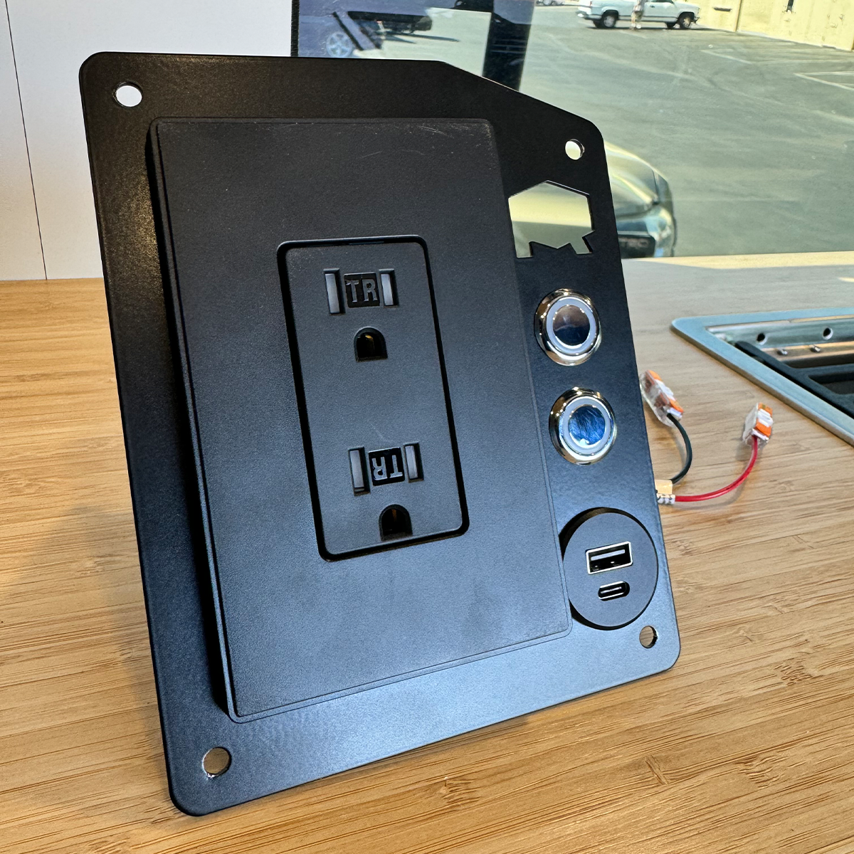 Power Plate - Fits most van electrical systems 